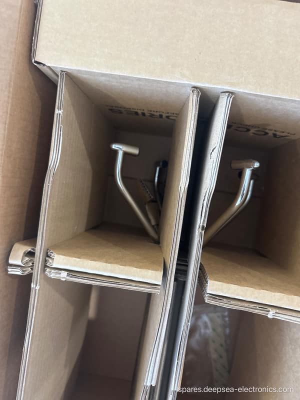 WO65 STD HTD CG2 PAN MT 1390-65-B-222 — Gill Instruments Limited