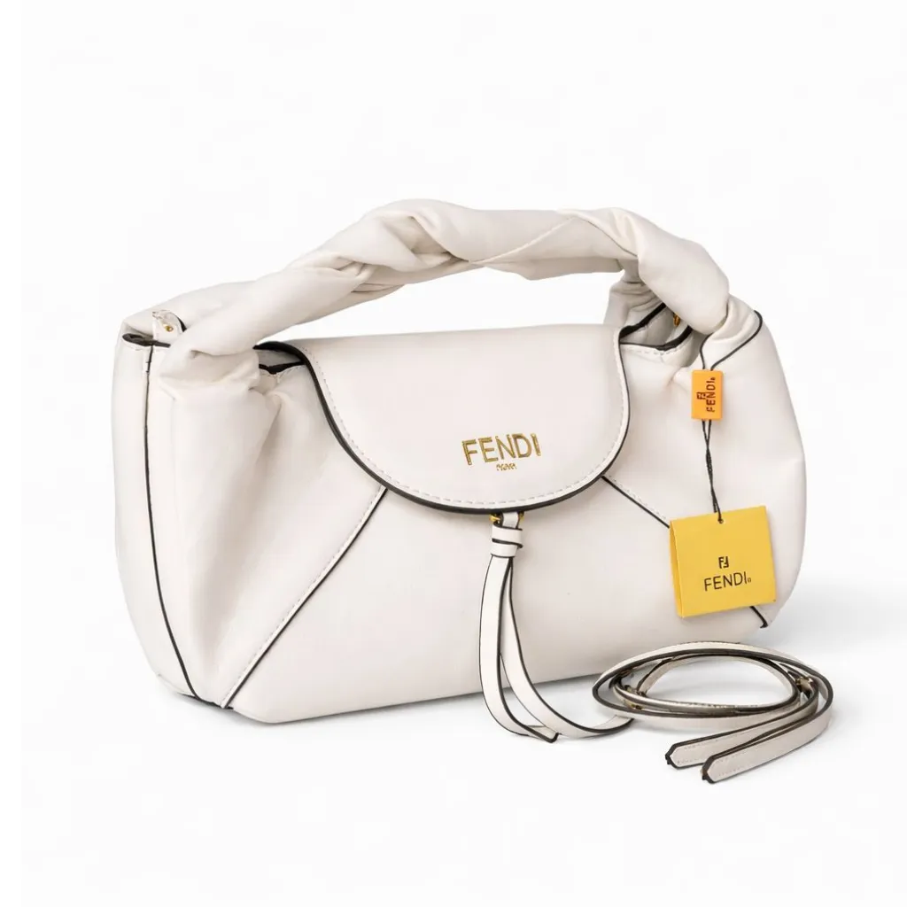 Fendi C’mon Nappa - حقيبة فندي سي مون نابا الجلدية بالعقدة - حقائب