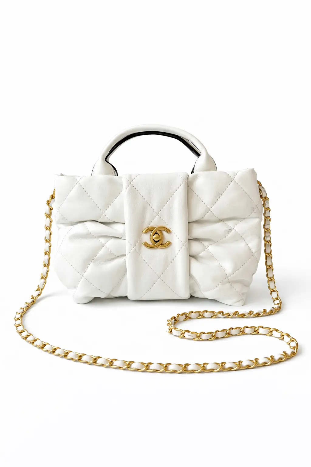 Chanel Pillow Bag | حقيبة شانيل "بيلو" جلد مبطن بمقبض علوي