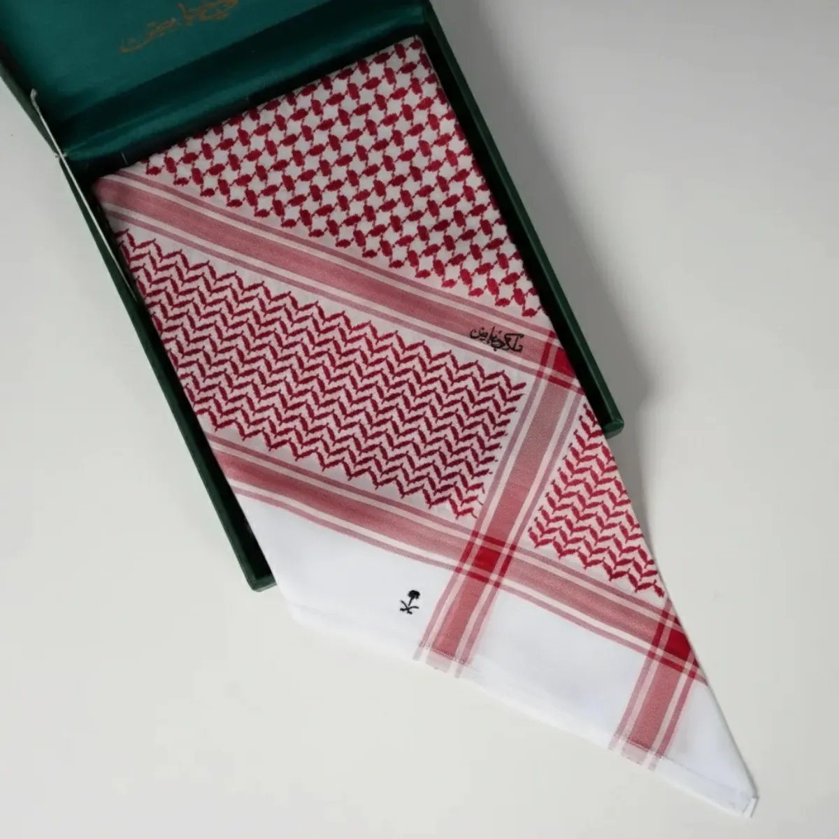 شماغ ملكي خاص أحمر 2026 الرسمي - أشمغة رجالية