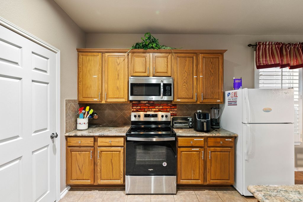profphoto_(8115 Silver Hampton)-10