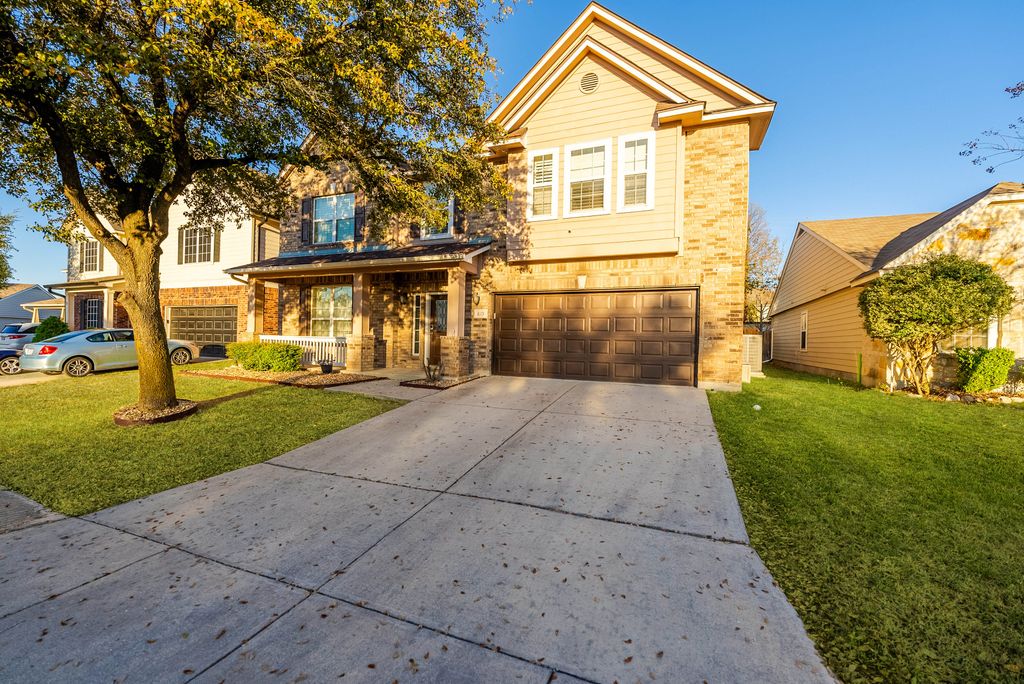 profphoto_(8115 Silver Hampton)-2