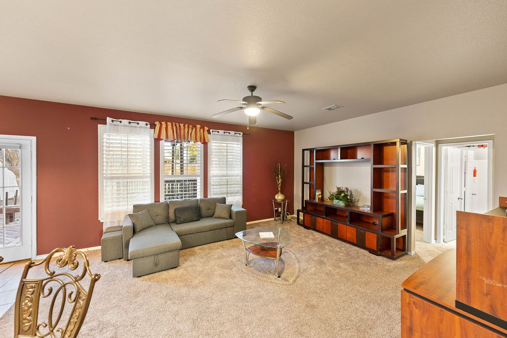 profphoto_(8115 Silver Hampton)-5