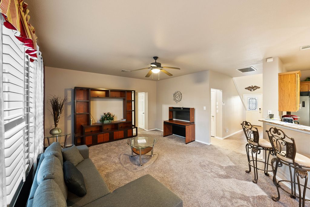 profphoto_(8115 Silver Hampton)-6