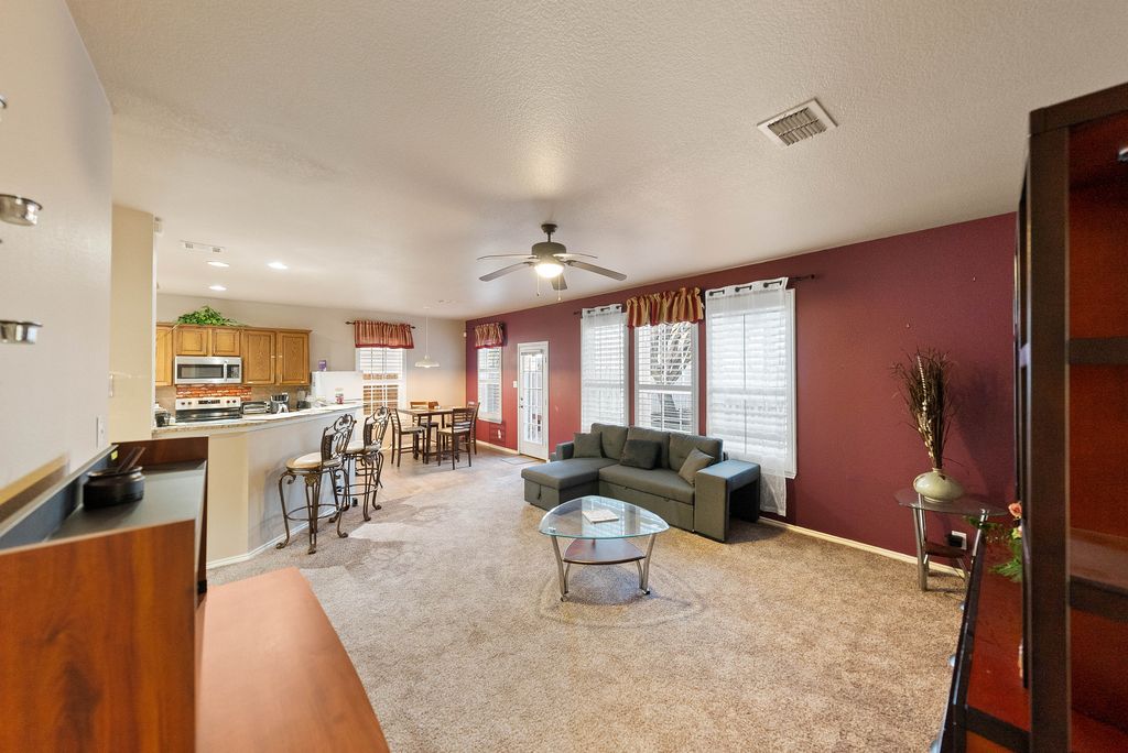 profphoto_(8115 Silver Hampton)-7