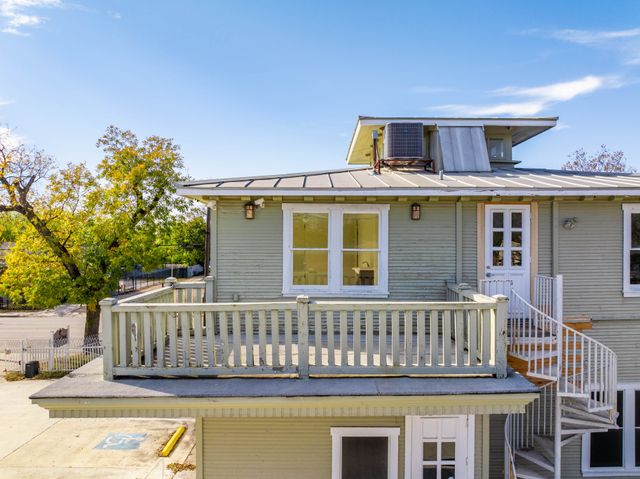 profphoto_(812 S Hackberry St)-4