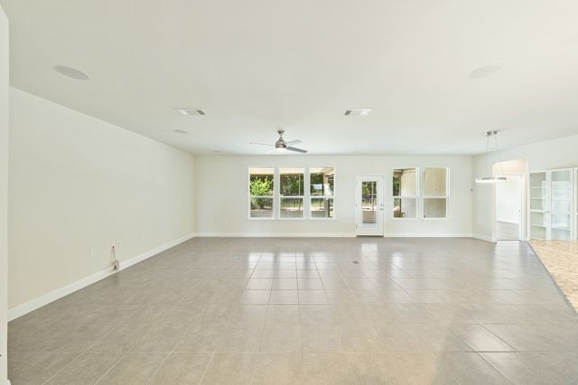 331 Old Blue Mountain Ln-6