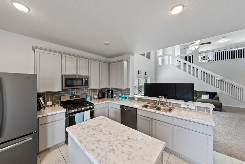 8908 Portobello Way - 09