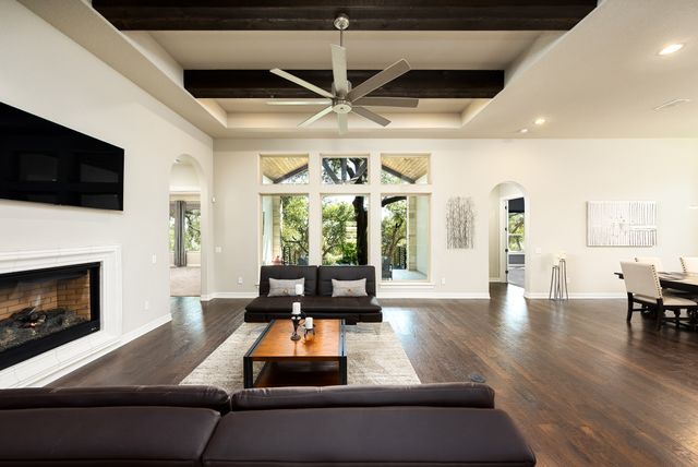 1526 Vintage Way-4