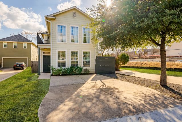 profphoto_(2801 Goodwin Ave #A)-1