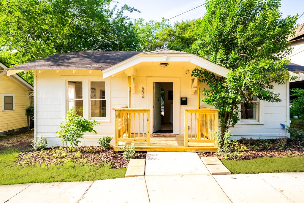 834 W Mulberry Exteriors-1