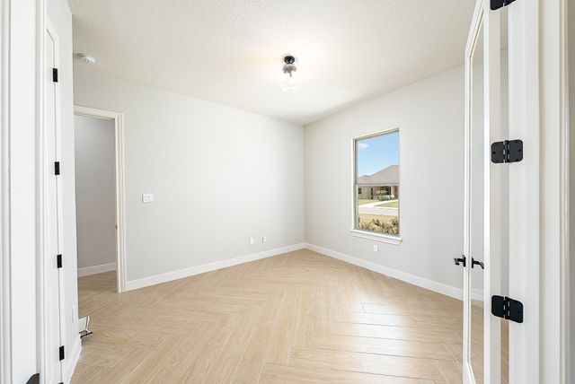 175 Virgil Way-10