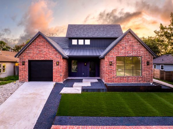 profphoto_(3306 Larry Ln)-1
