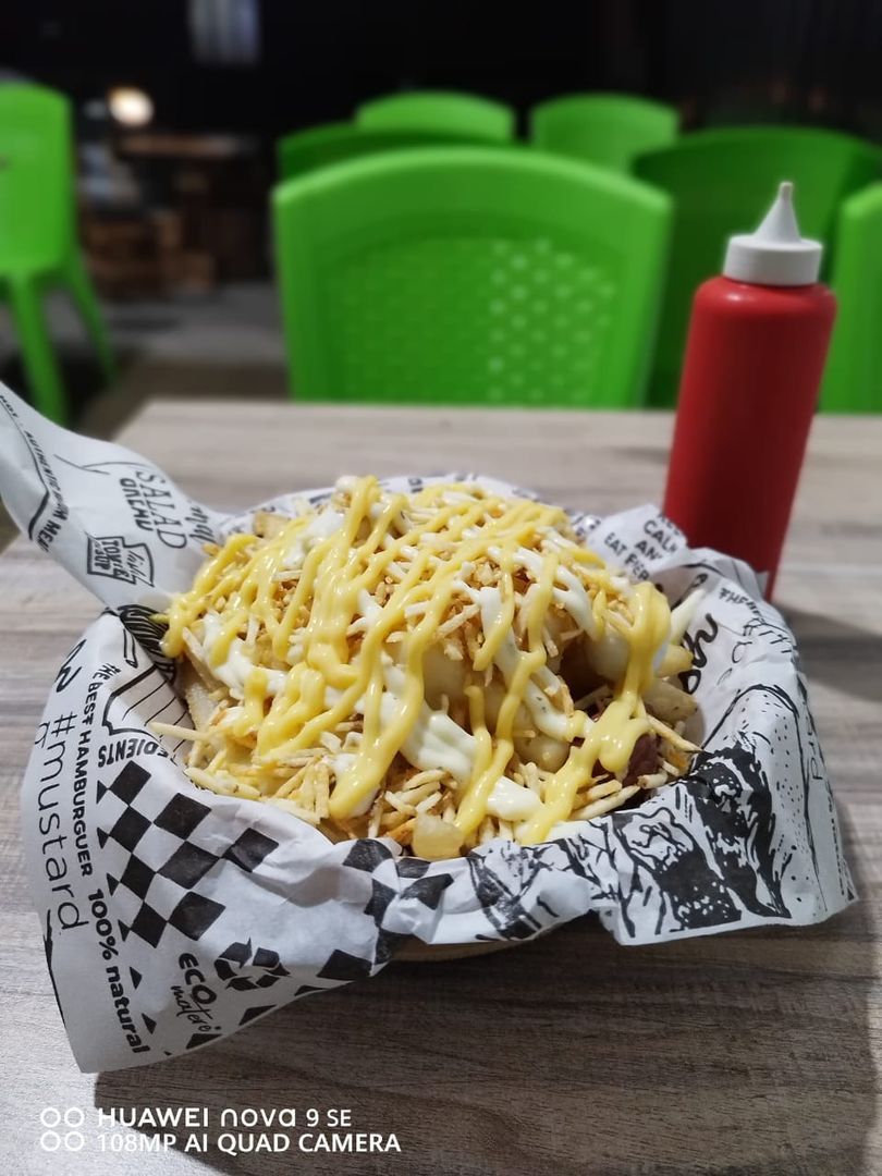 SALCHIPAPA
