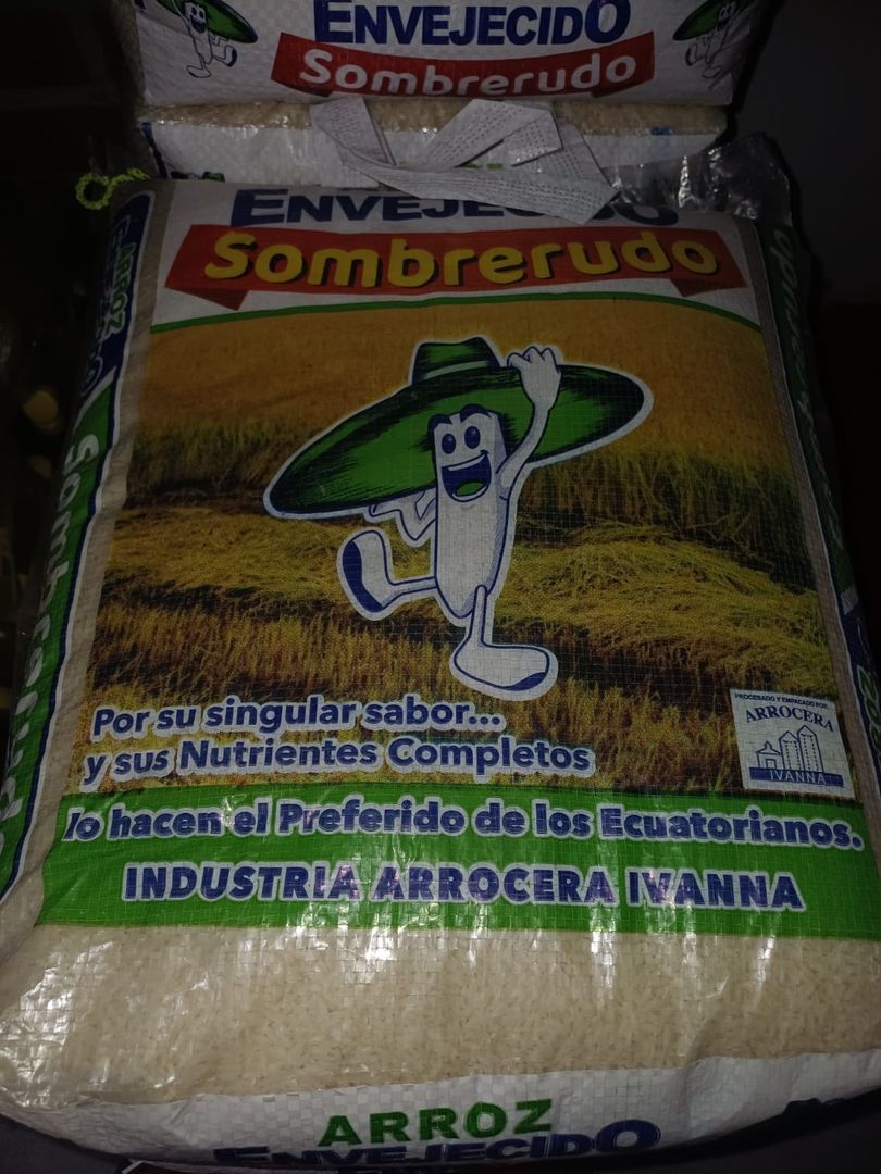 Arroba de sombrerudo