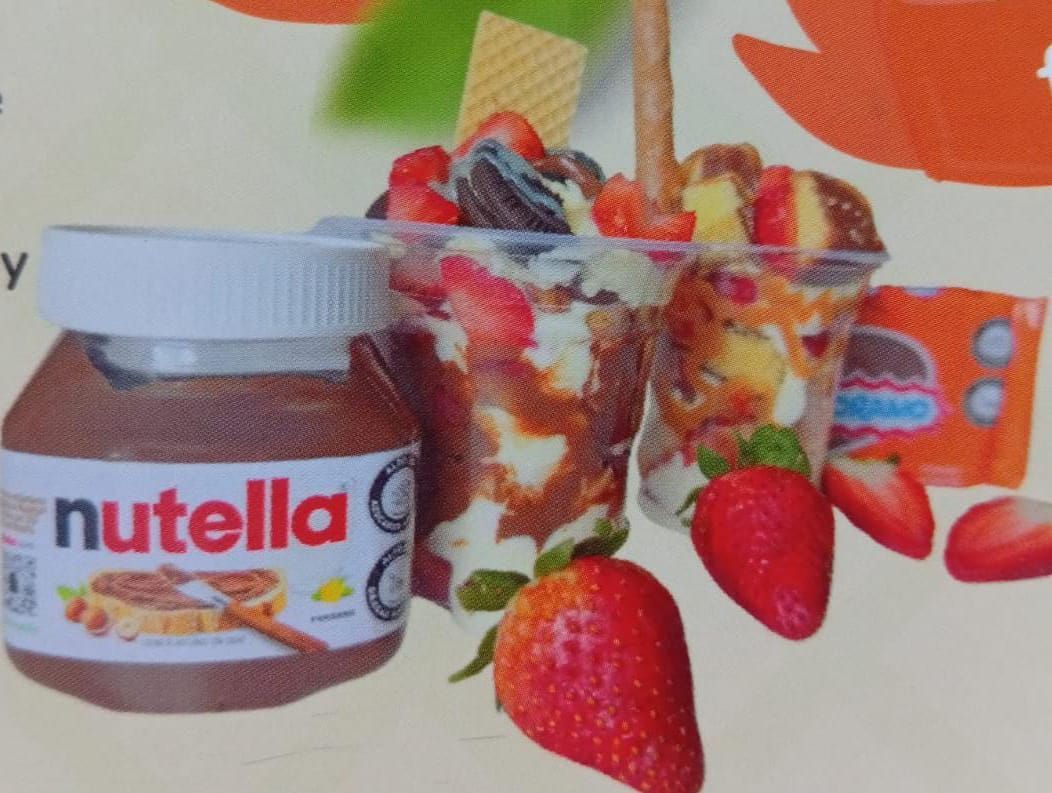 1 Base + 1 Espolvoreado + 2 Topping