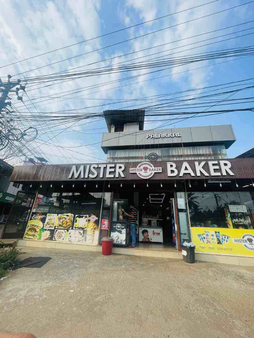 MISTER BAKER VALLUVANAD