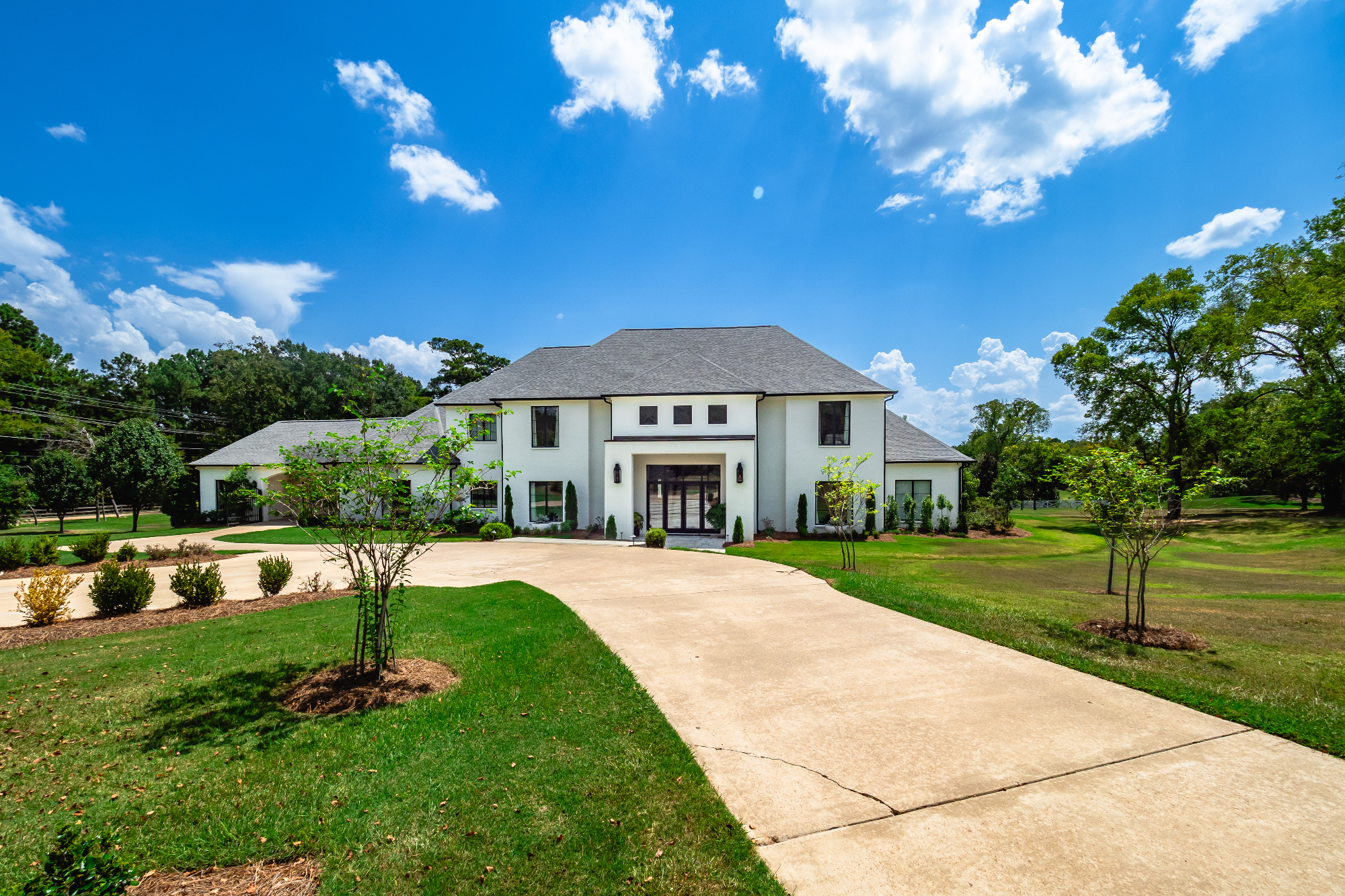 100 Bridgewater Crossing, Ridgeland, MS 39157 - DeLong & Barksdale Realty
