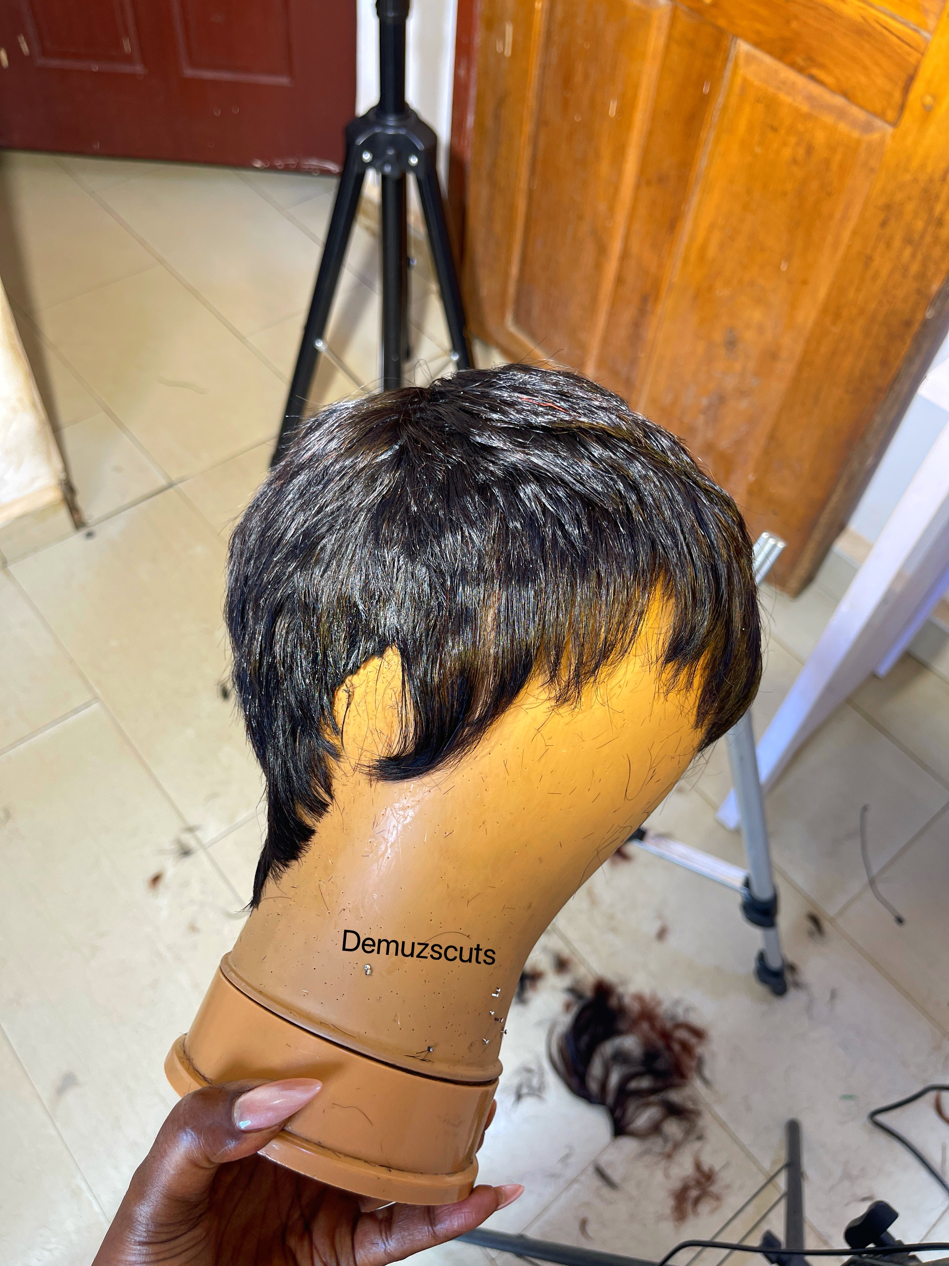 Image shows all angles of the pixie wig