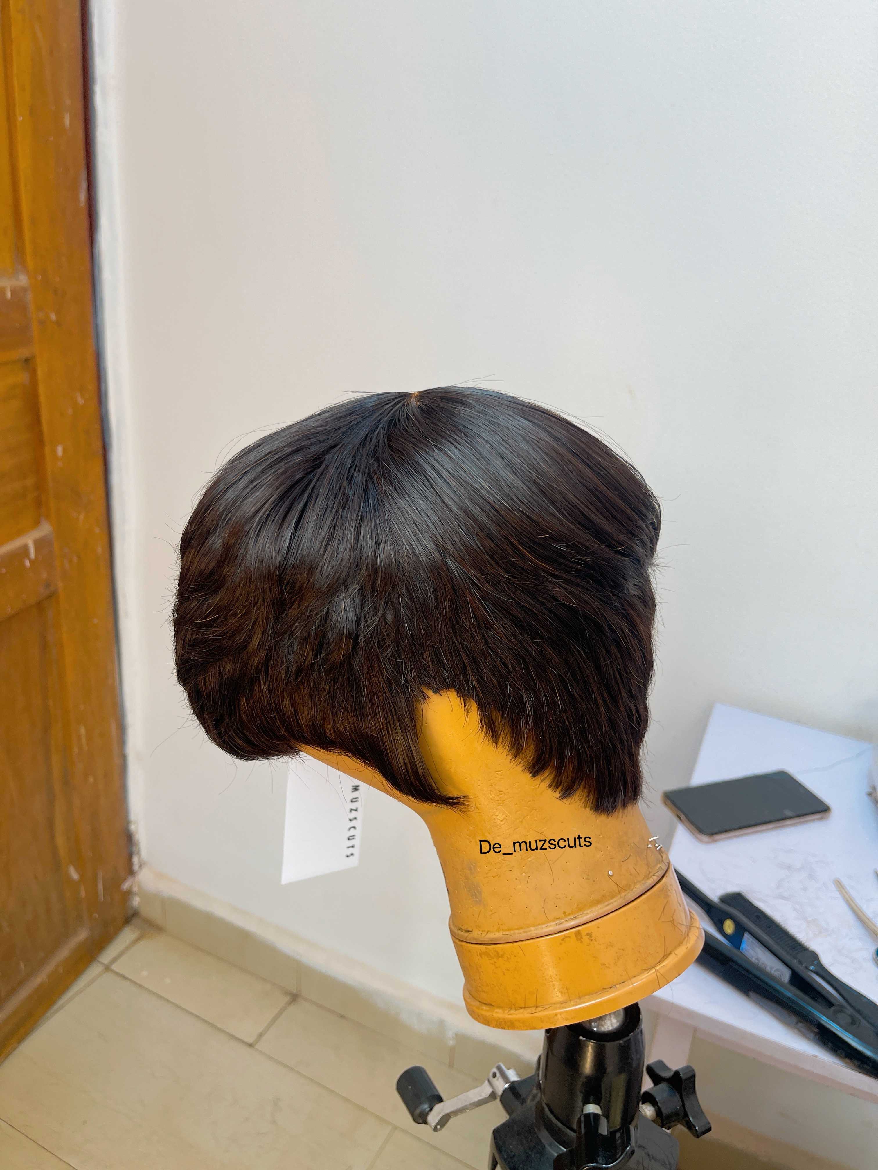 Picture shows all sides of the pixie wig thumbnail 2