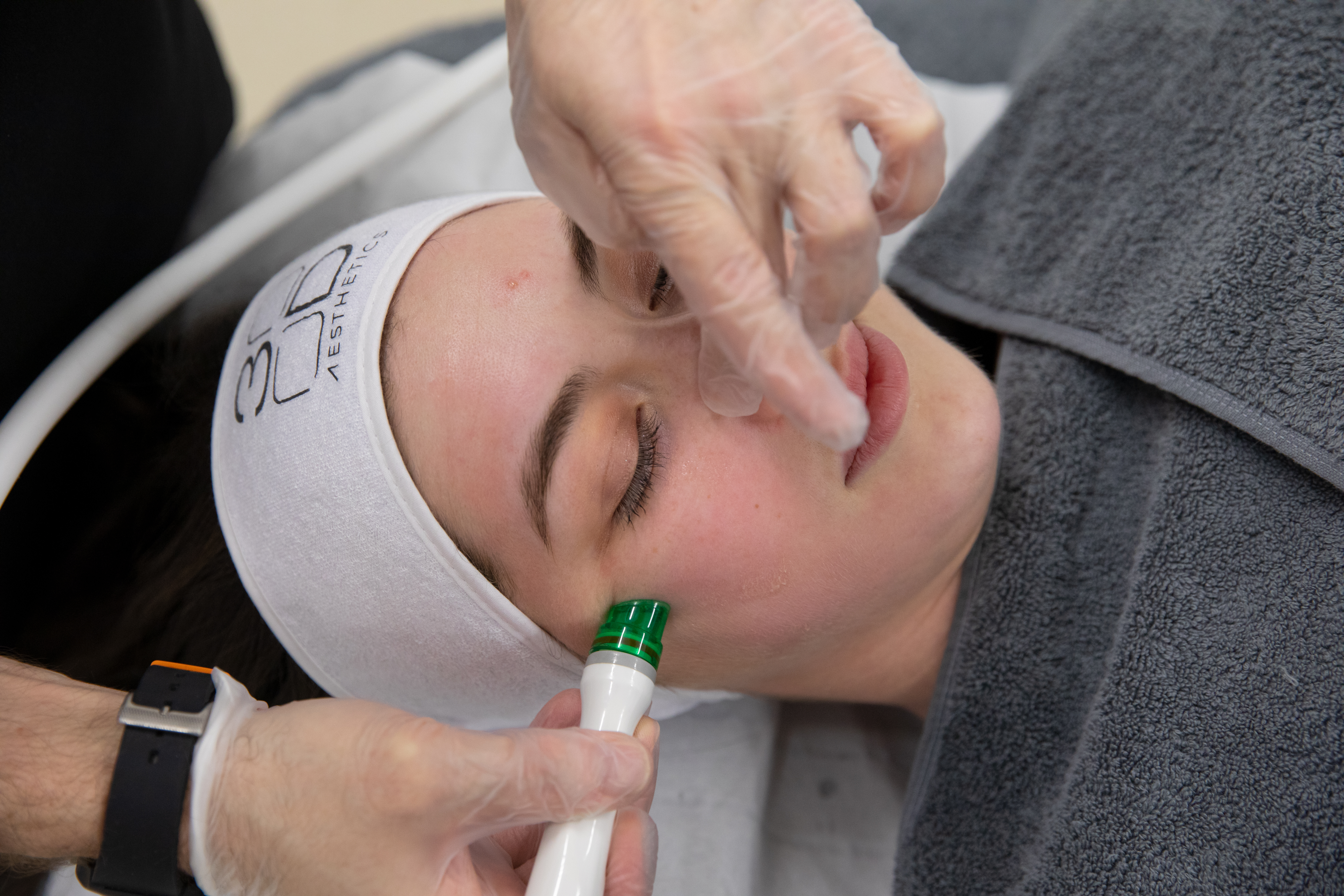 Hydro Facials