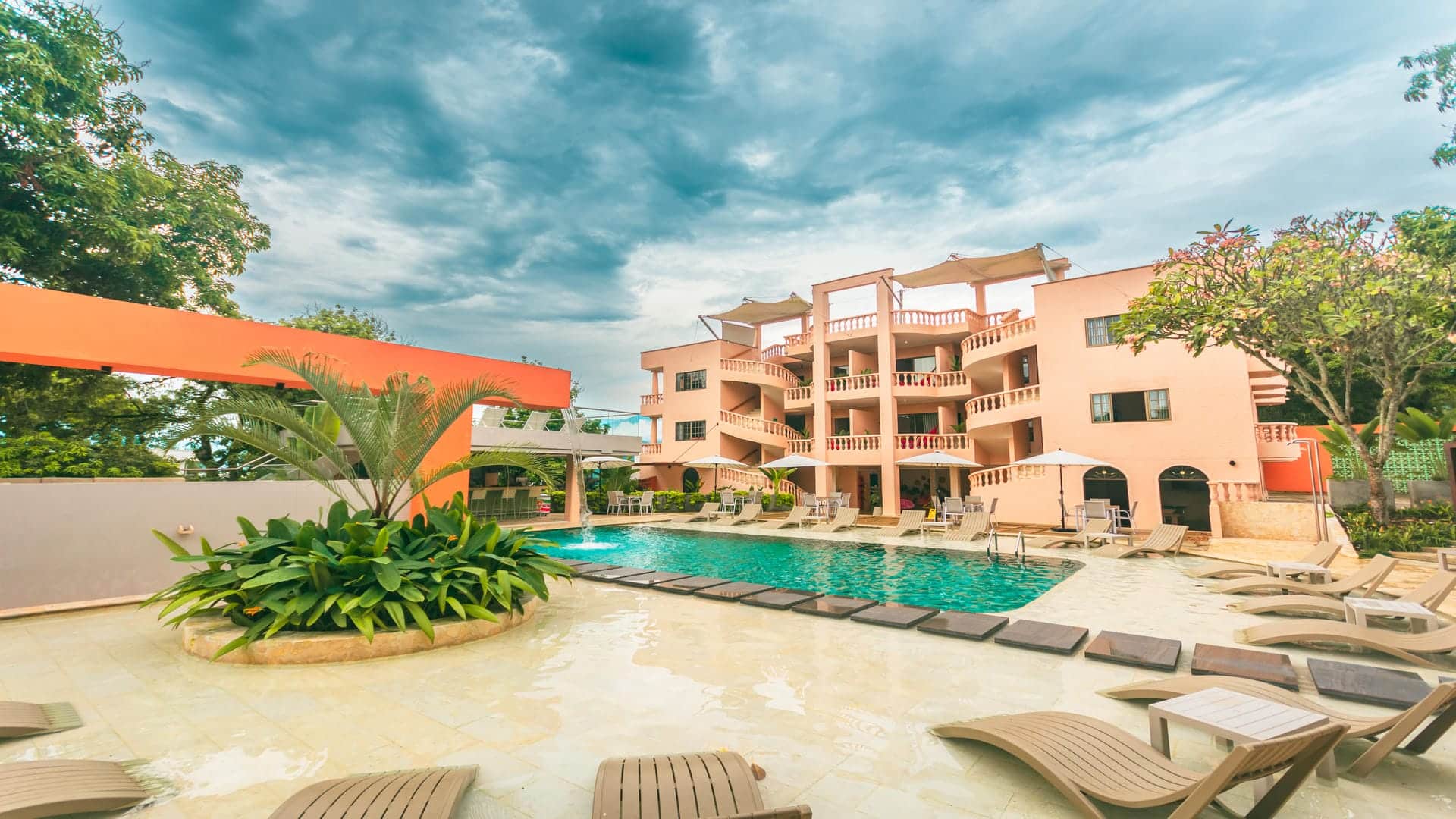 Hotel Del Trópico
