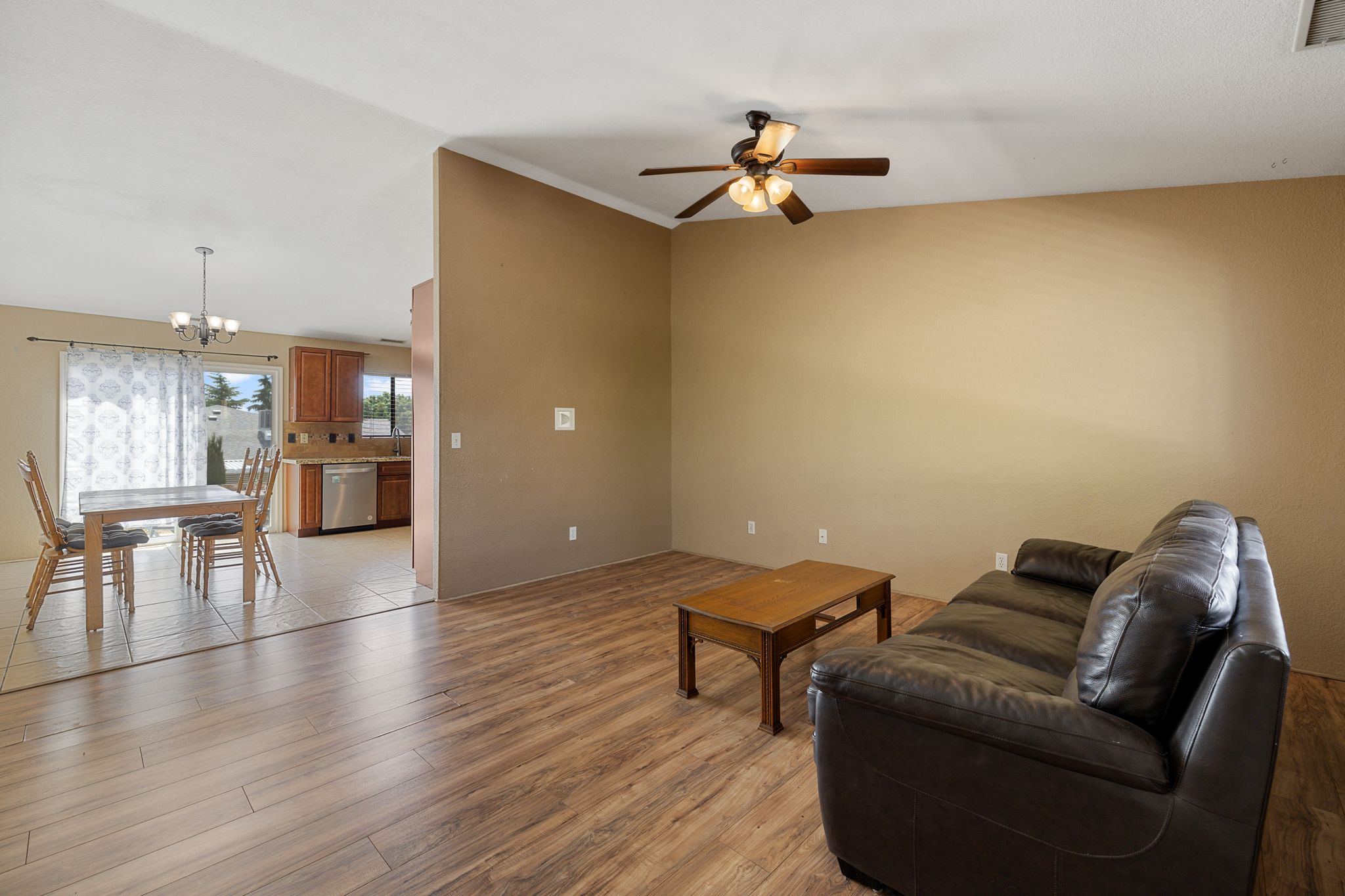 014-Living Room