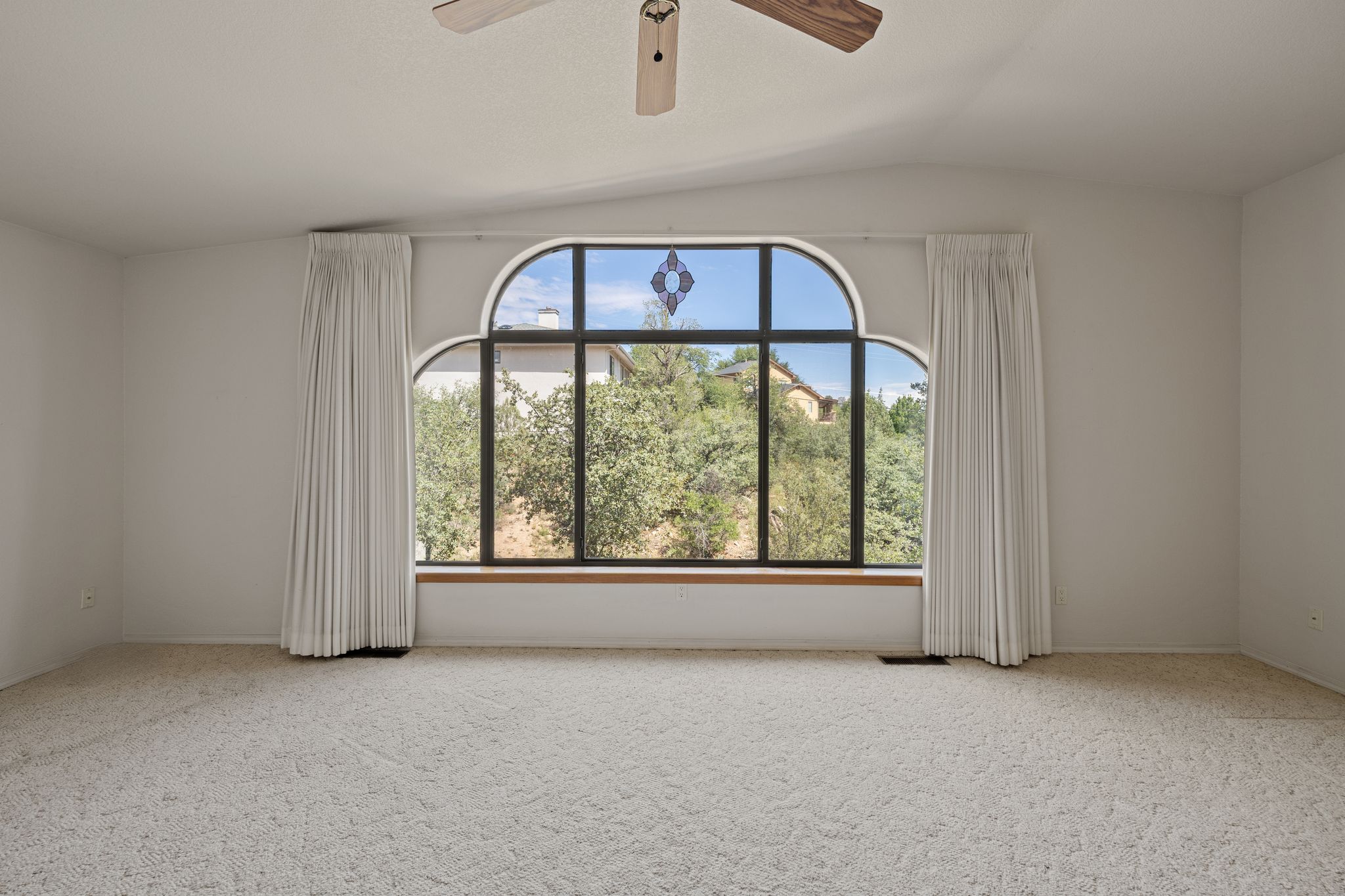 024-Living Room