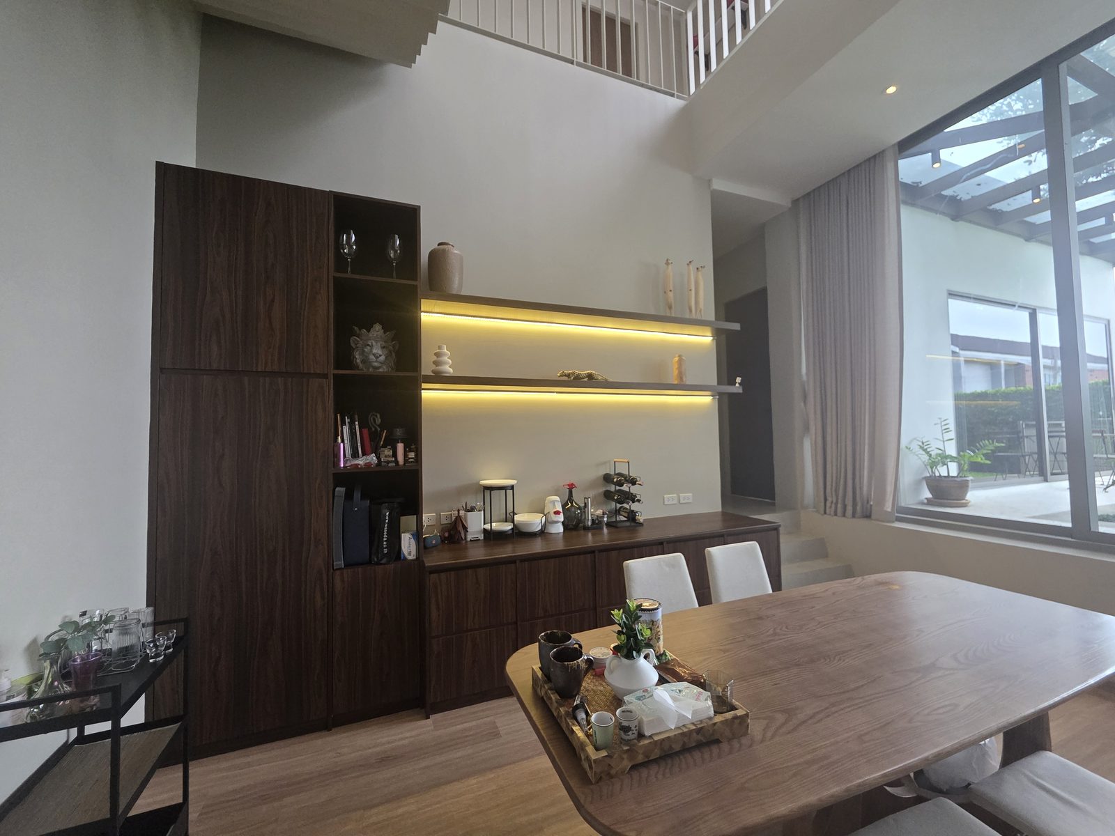 งานบิ้วอินที่ออกแบบ ผลิต และติดตั้งโดย Designterior