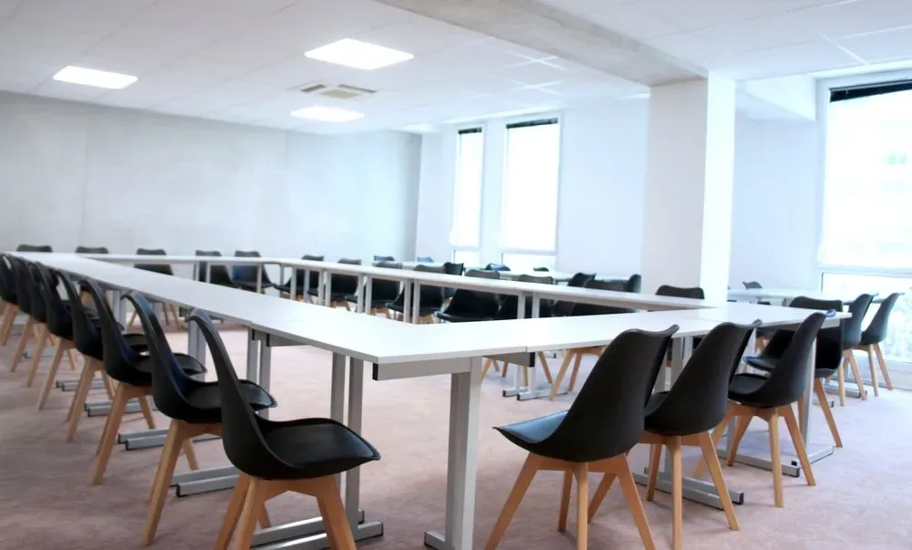 La TRES GRANDE salle