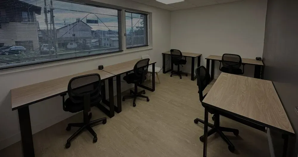Bureau fermé grand