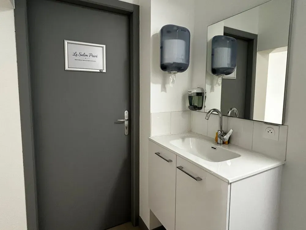 Le Salon Privé - Côté Jour