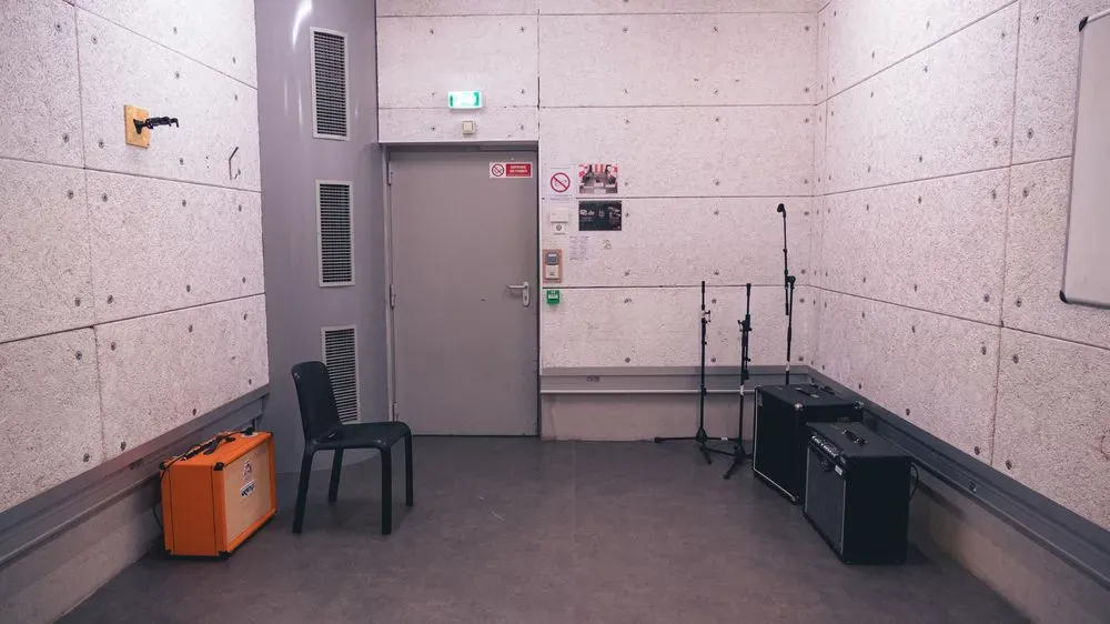 STUDIO 2