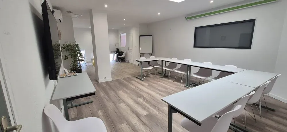 Espaces MV