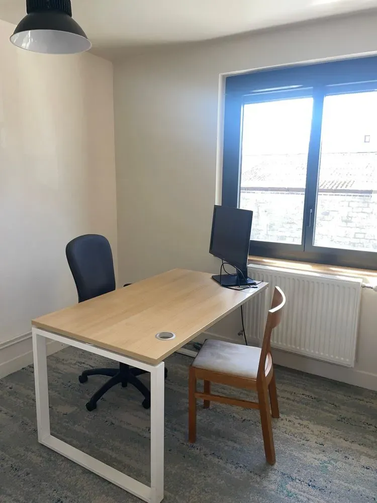 BUREAU NOMADE