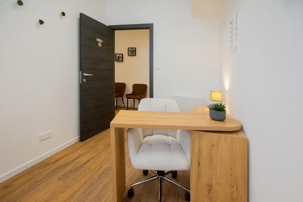 Bureau 1