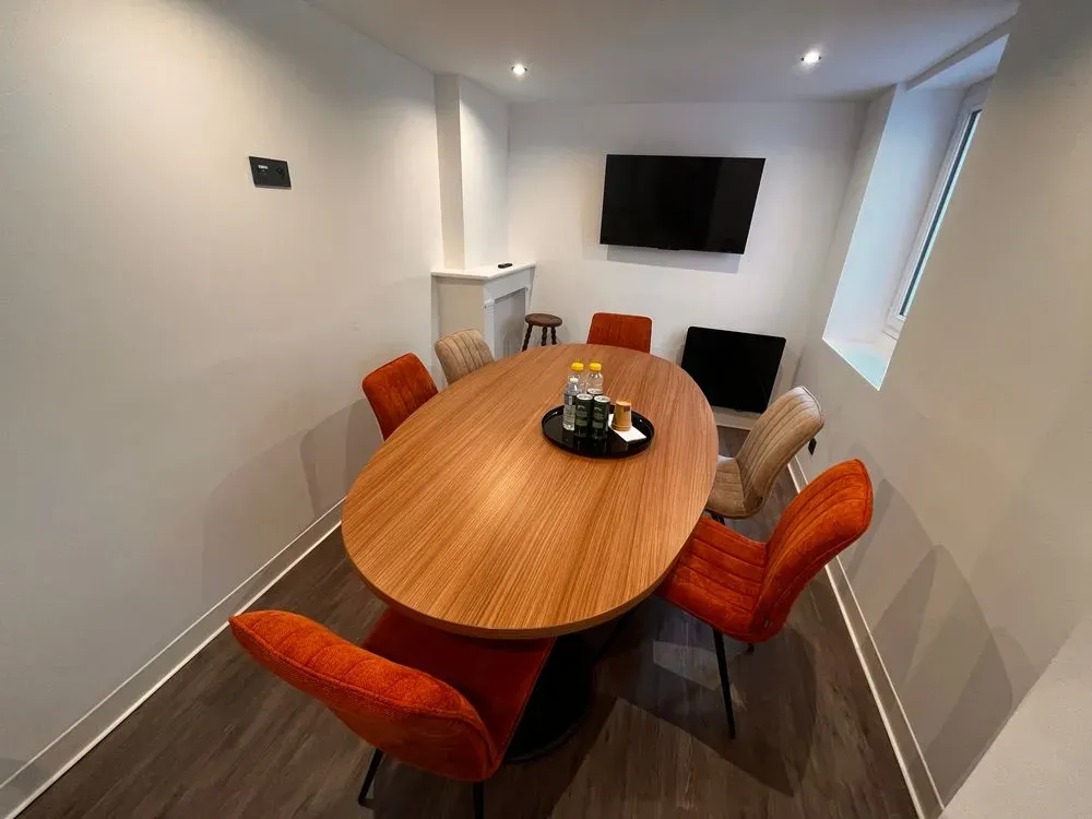 Salle de Réunion 2