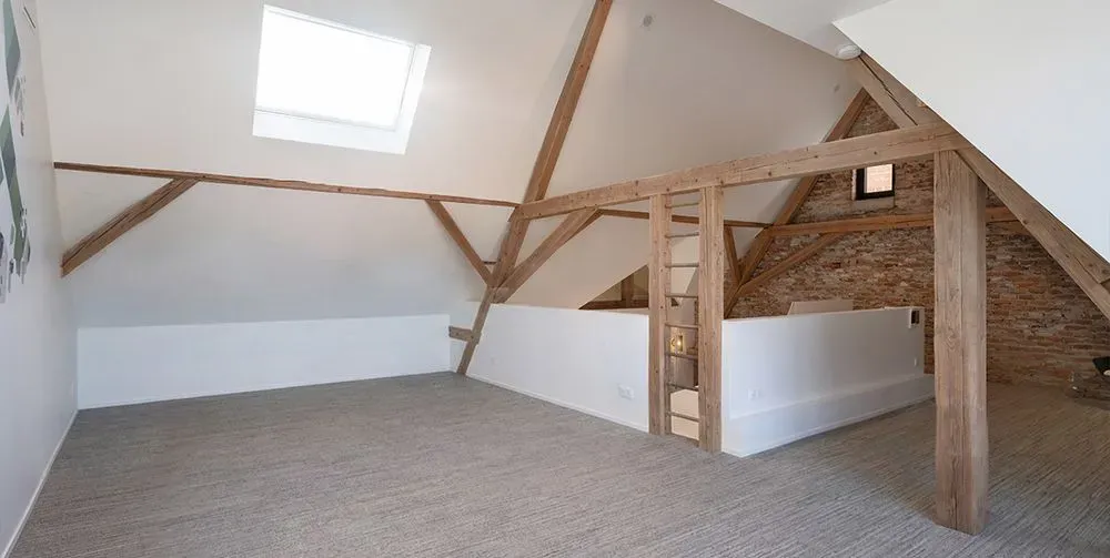Salle en mezzanine