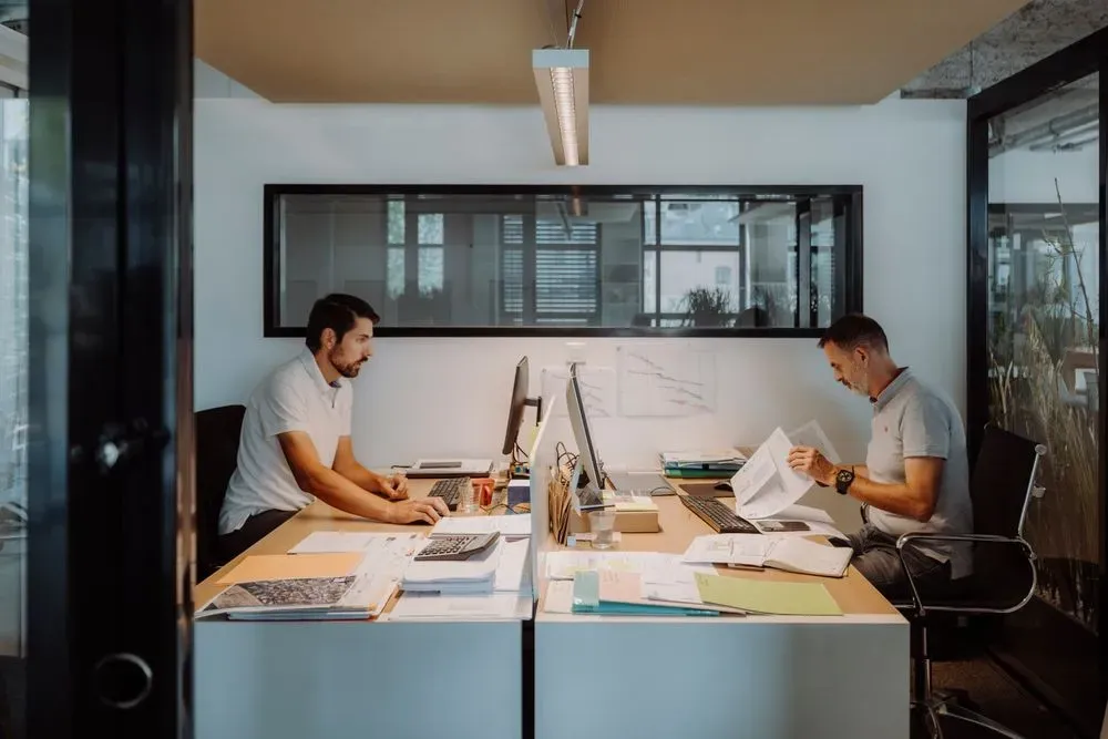 Bureau fermé duo | Résident