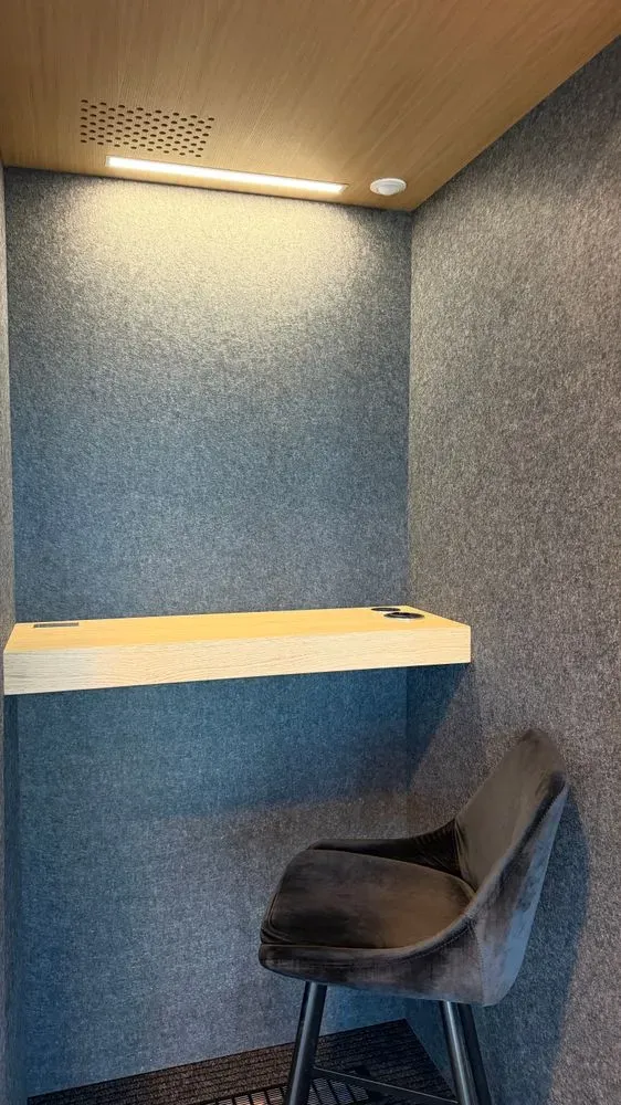 Le Park Güell. Open space pour co-working ou Salle de réunion