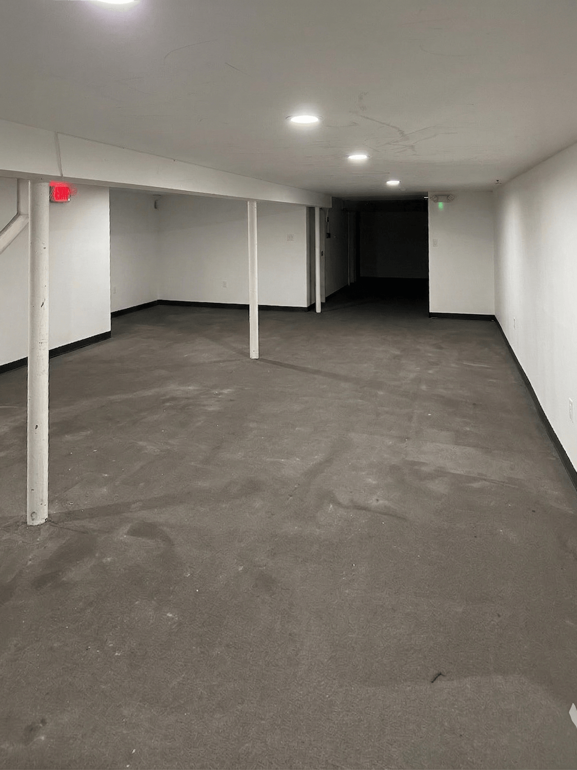 2,500 SF | Movie-In Ready Retail\Office Space for Lease