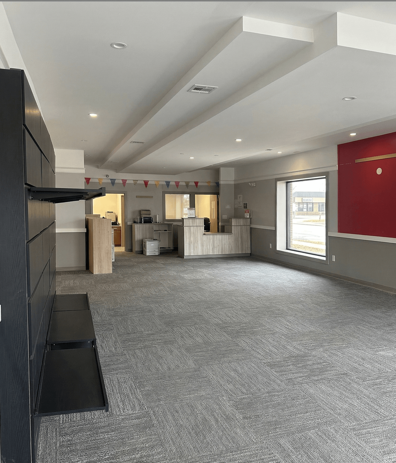 2,500 SF | Movie-In Ready Retail\Office Space for Lease