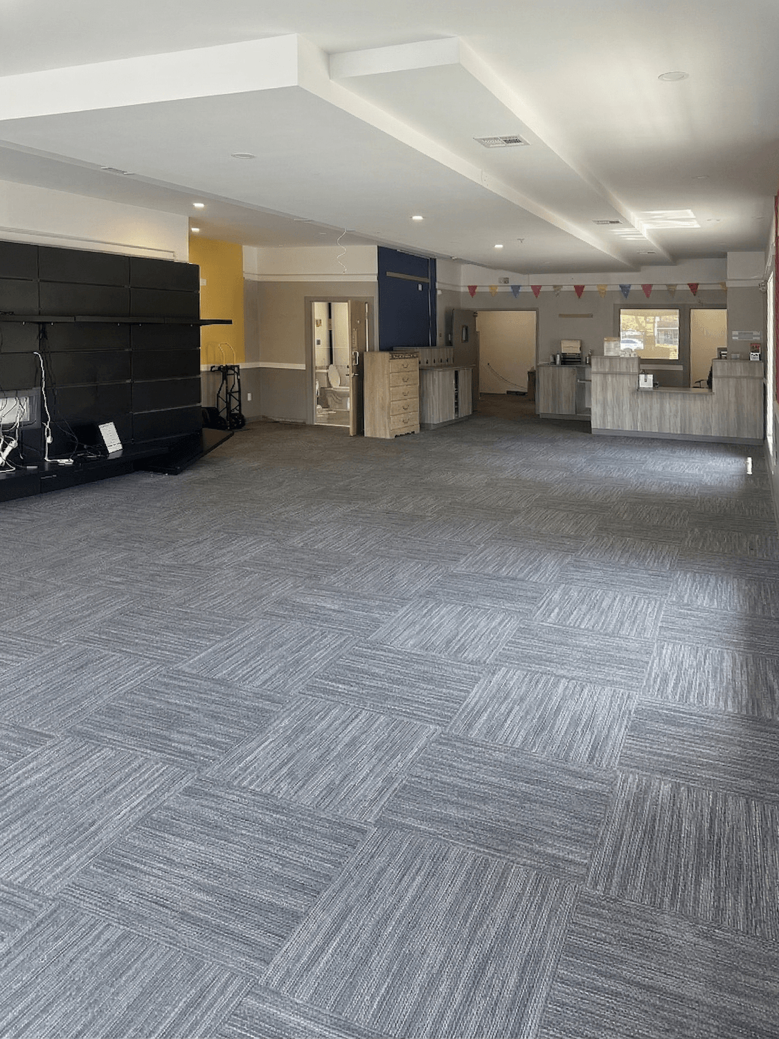 2,500 SF | Movie-In Ready Retail\Office Space for Lease