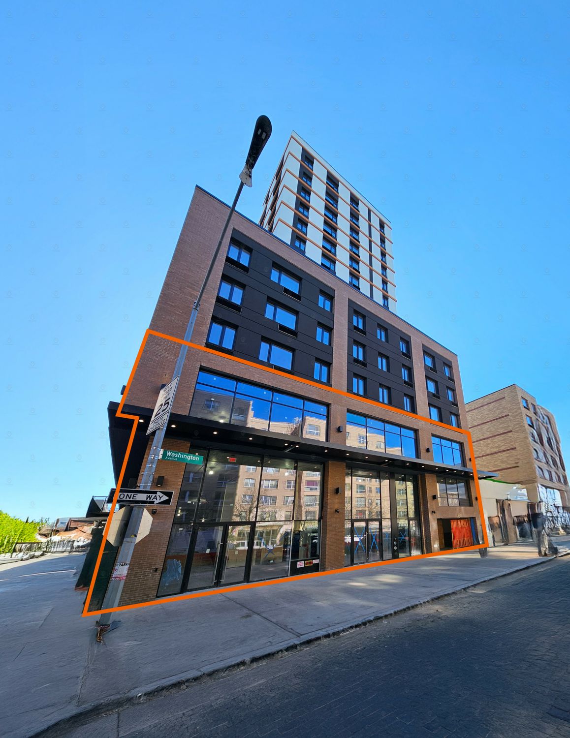 14,700 SF - 30,900 SF | 1010 Washington Ave | Brand New Space for Lease