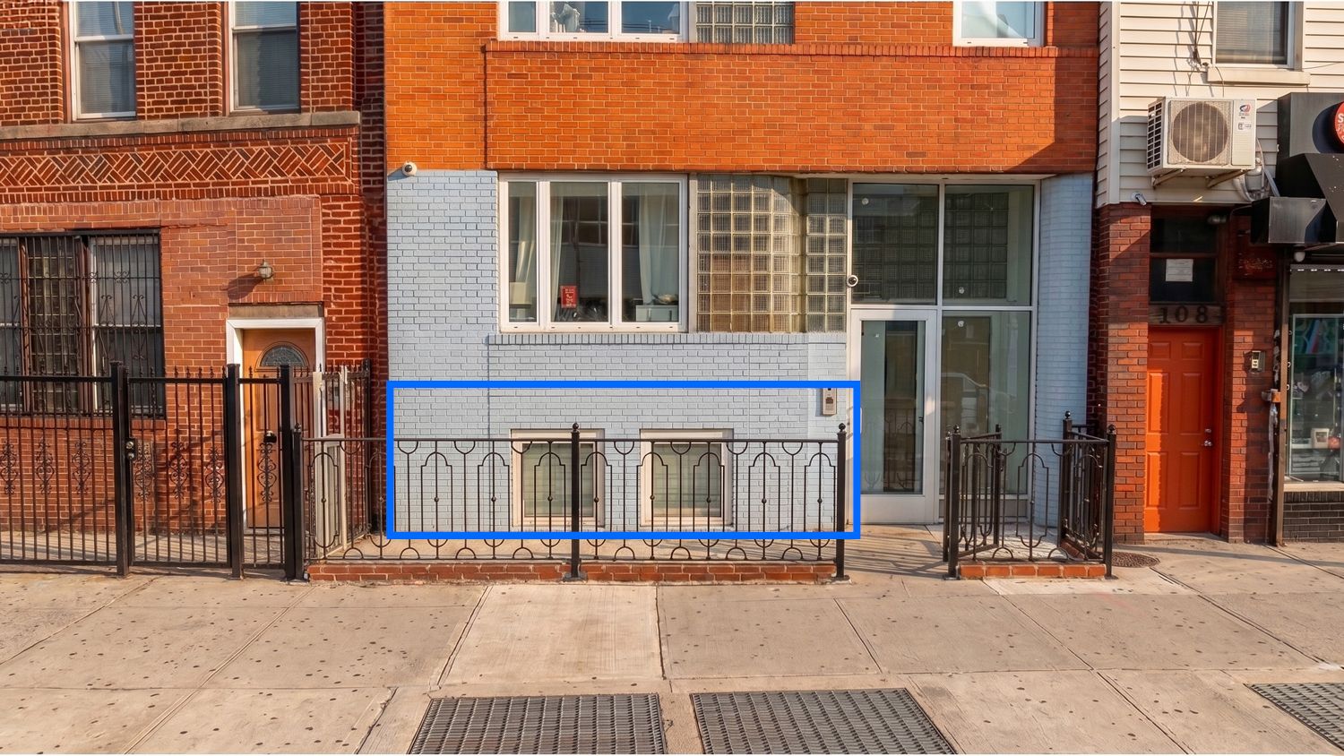 700 SF | Prime Williamsburg Lower Level Office Space for Lease