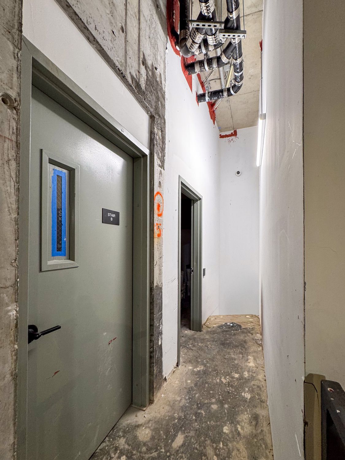 9,900 SF | 1451 Sutter Avenue | Newly Constructed Lot for Lease - Perfect for Parking or Storage!