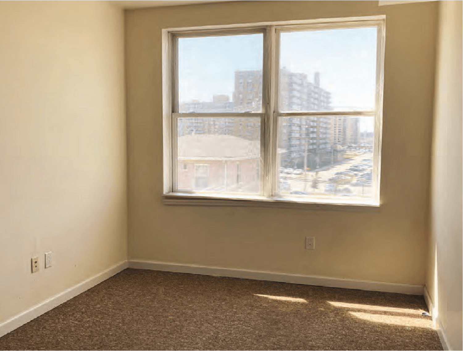 25,000 SF | Turnkey MultiFamily Property For Sale - Over 8% CAP