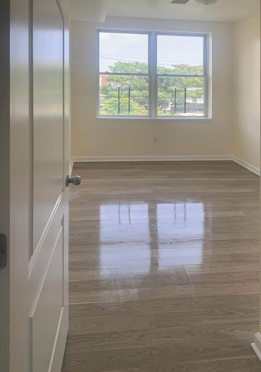 25,000 SF | Turnkey MultiFamily Property For Sale - Over 8% CAP