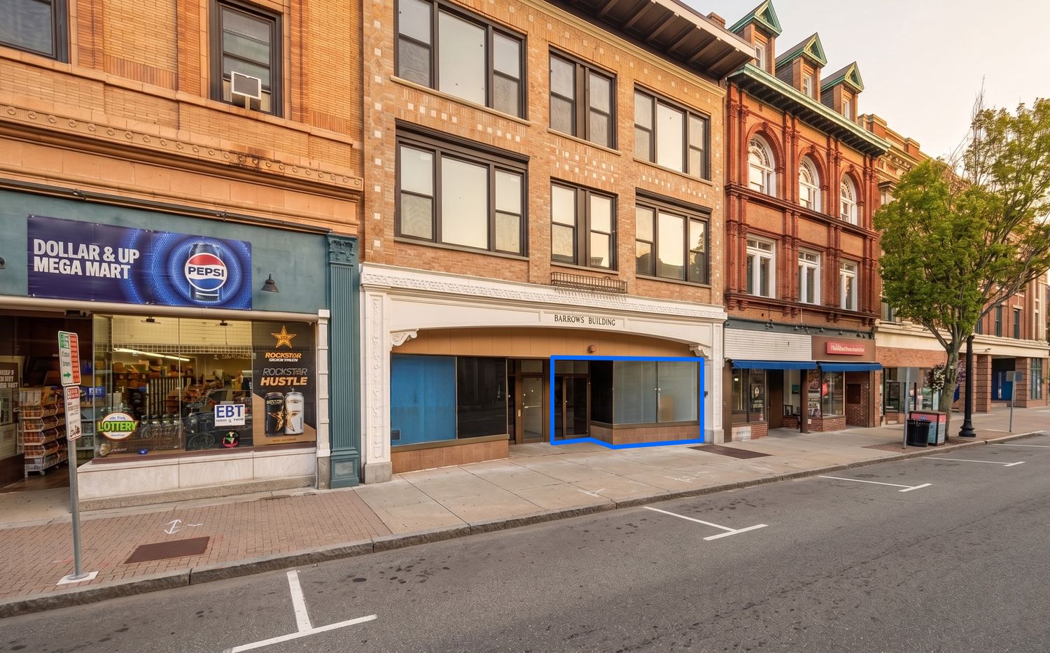 700 SF | Prime Downtown New London Commercial Opportunity