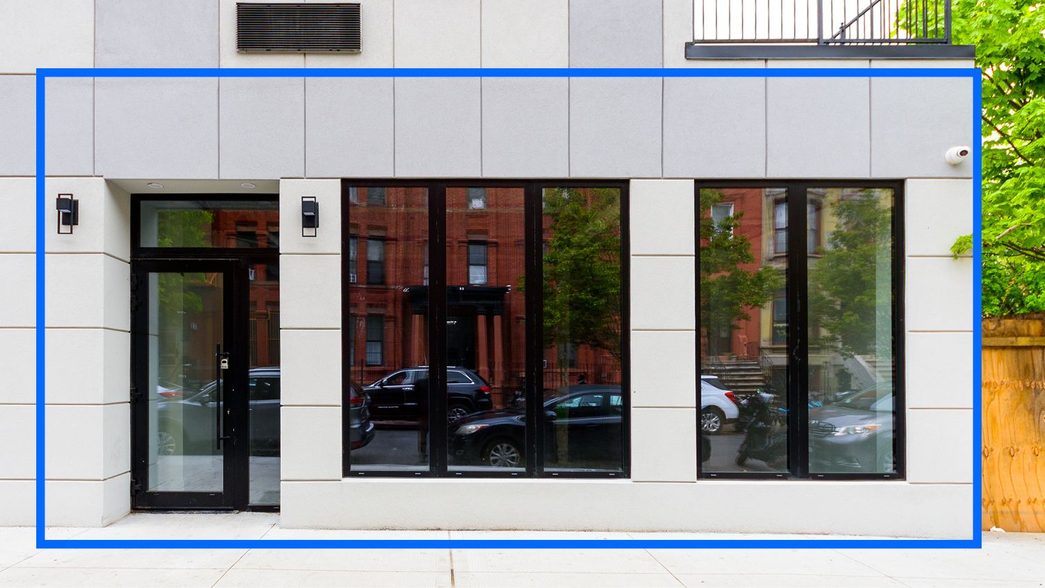 1,000 SF | Brand New Storefront With Glass Frontage & High Visibility for Lease